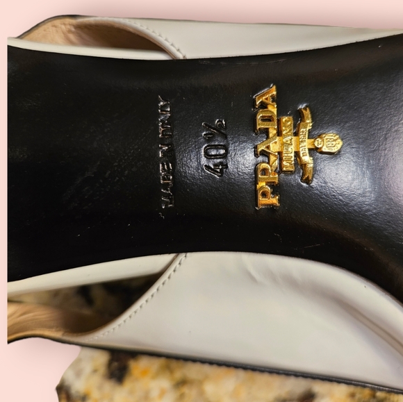 Prada - Picture 6 of 17